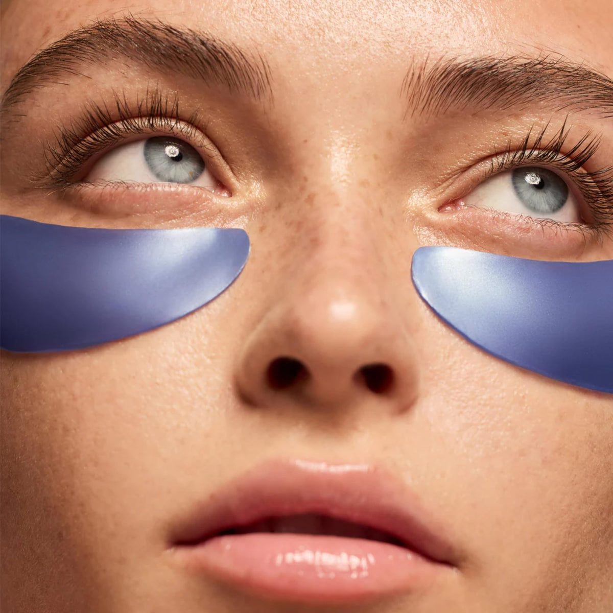 Summer Fridays Jet Lag Hydrating Eye Patches - De-puffing Hydrogel Under Eye Masks with Hyaluronic Acid, Caffeine + Peptides - Soothing + Refreshing At-Home + Travel Skin Care (15 Pairs)